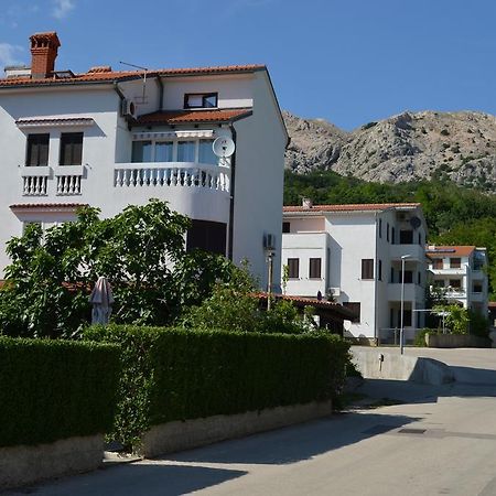 Apartments M&M Baska  Bagian luar foto