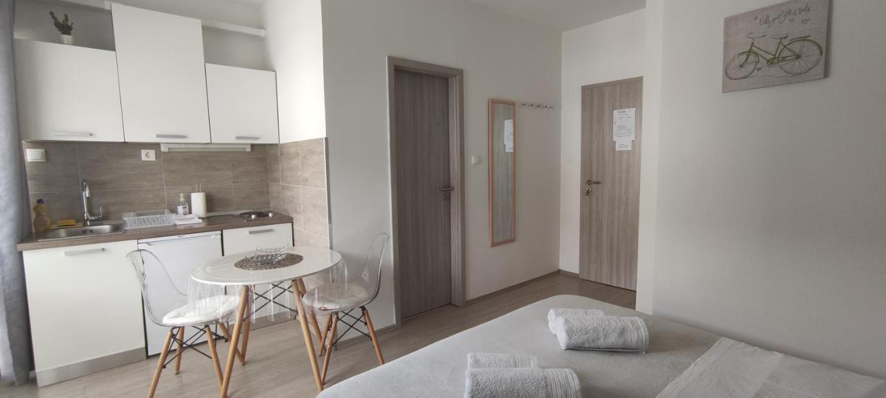 Apartments M&M Baska  Bagian luar foto